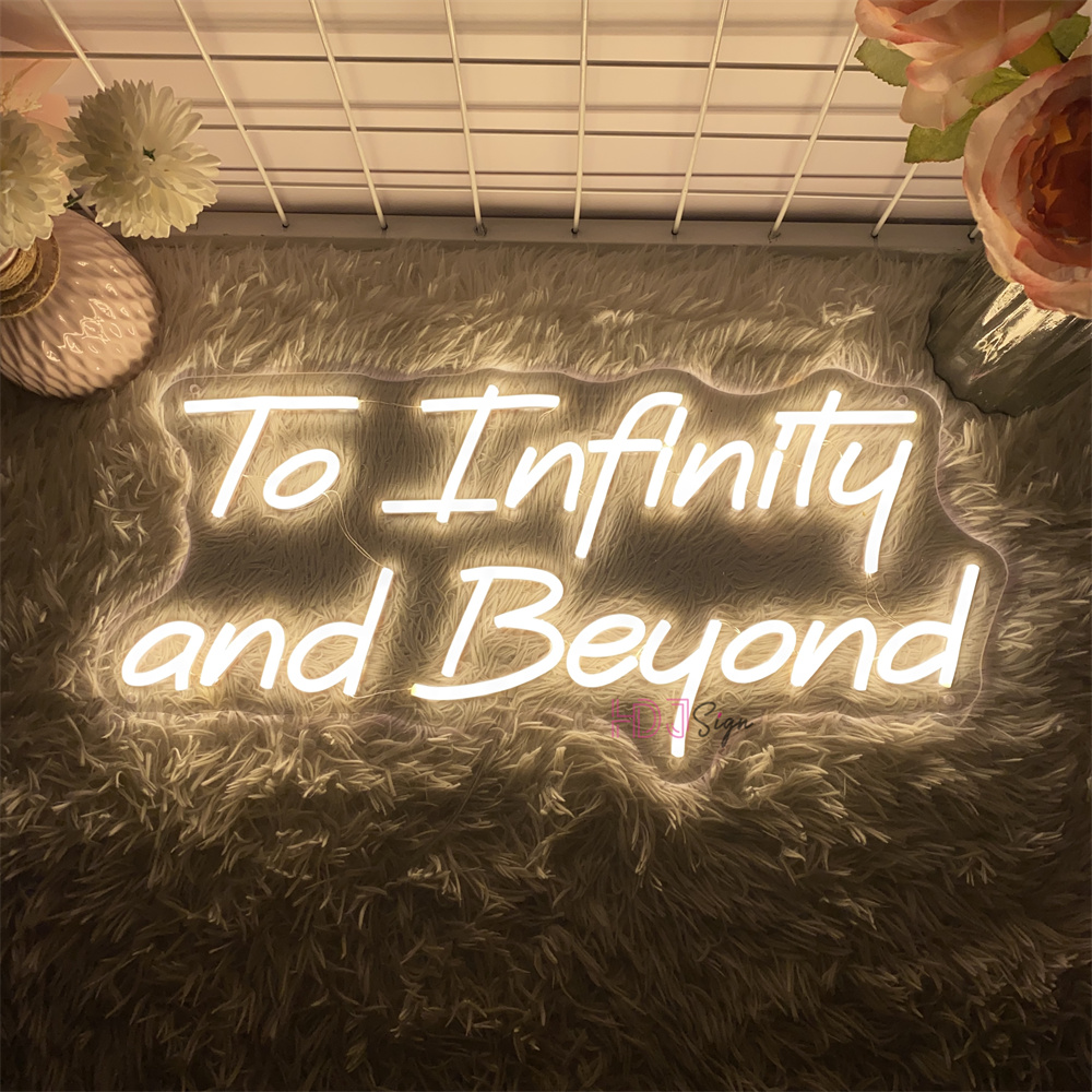 To infinity and beyond Neon-LE – Lighting Decor And Beyond Bewertung und Preis