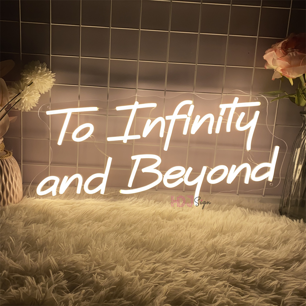 To infinity and beyond Neon-LE – Lighting Decor And Beyond Bewertung und Preis