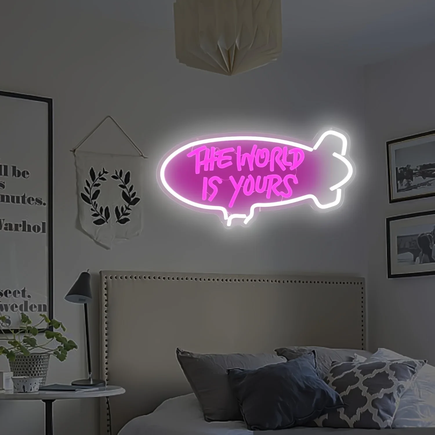 The World Is Yours Blimp Neon- – Lighting World Decor Bewertung und Preis