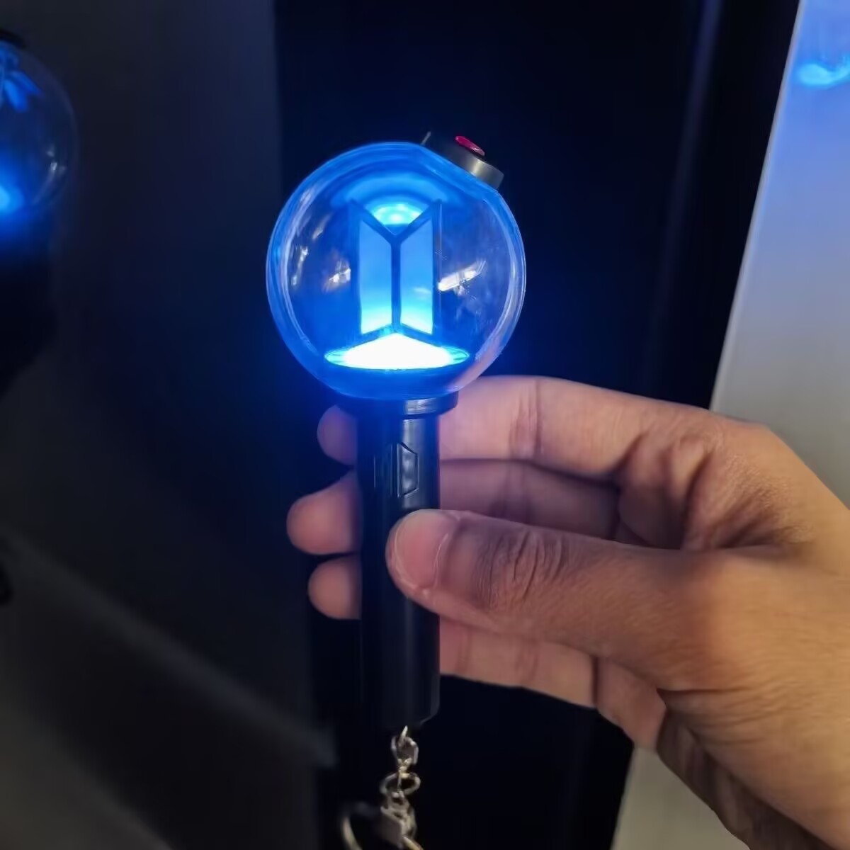 Auf Lager: Mini K-Pop Army Ver – Decor Lighting Fans Bewertung und Preis